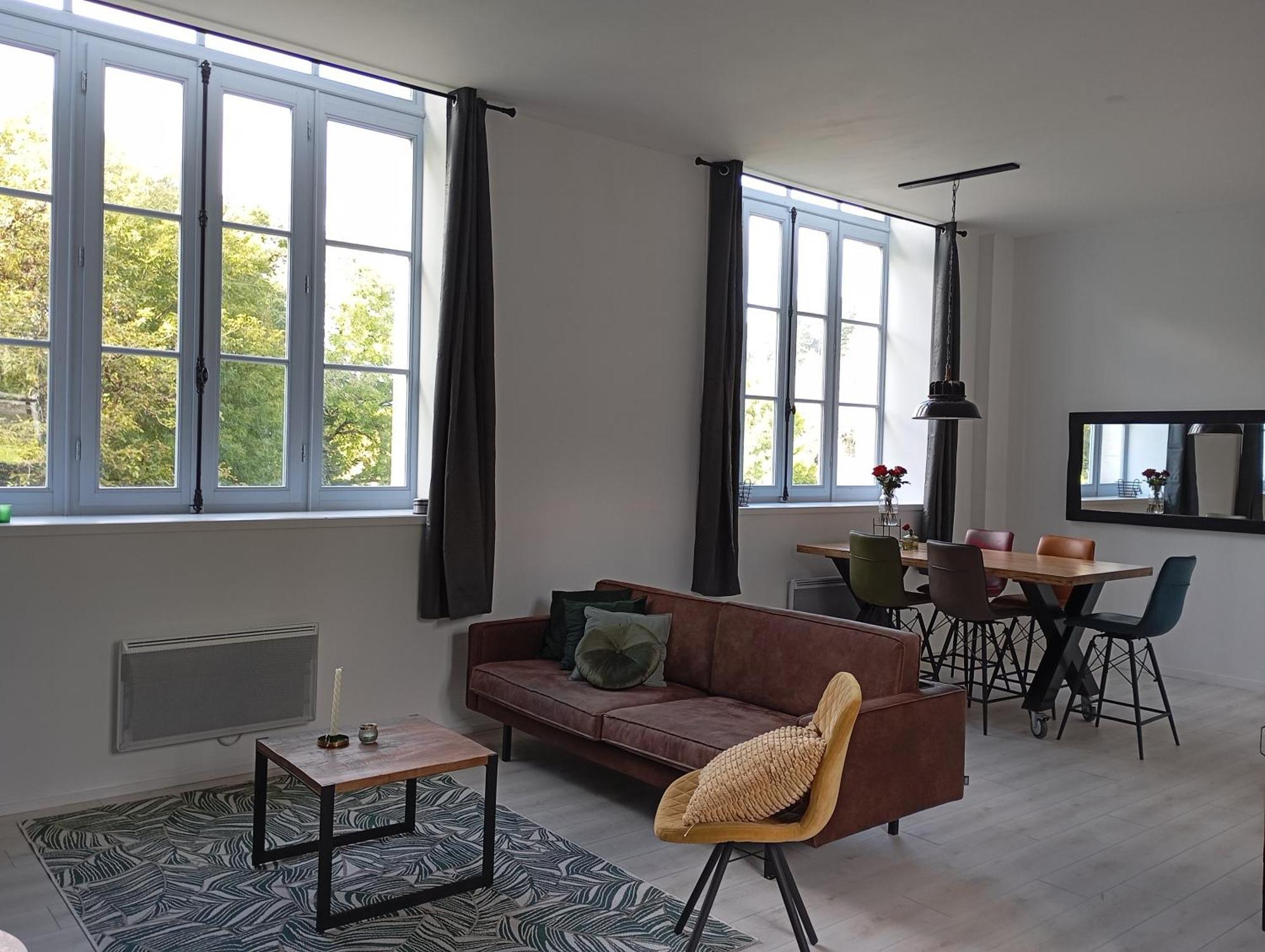 L' Ancienne Ecole Du Morvan Larochemillay Eksteriør billede